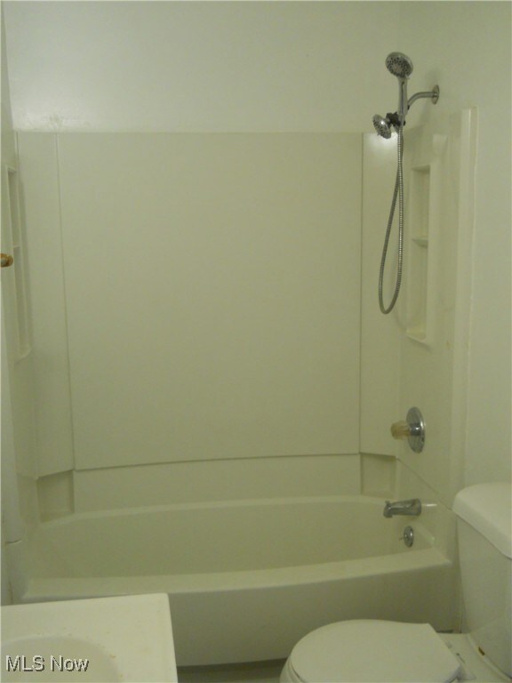 383 Aqueduct St, Akron, OH 44303 - photo 6