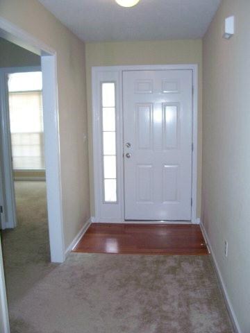 Entry/Foyer