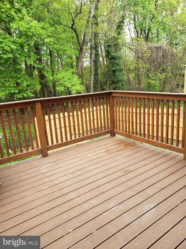 63 Windersal Ln, Parkville, MD 21234 - photo 2