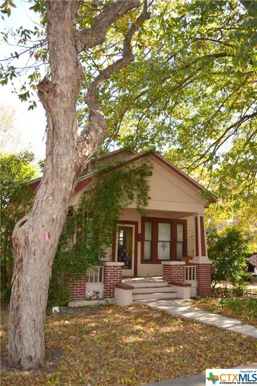 1207 W San Antonio St, San Marcos, TX 78666 - photo 2