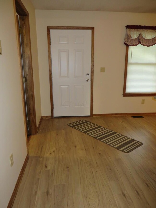 109 Elm St, Lancaster, OH 43130 - photo 6