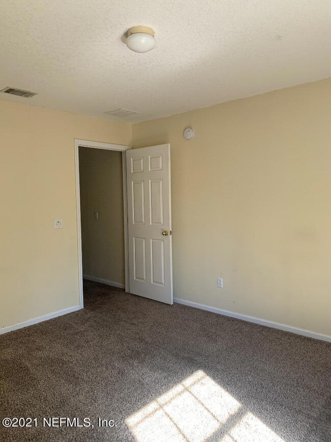 7841 Playpen Ct, Jacksonville, FL 32210 - photo 7