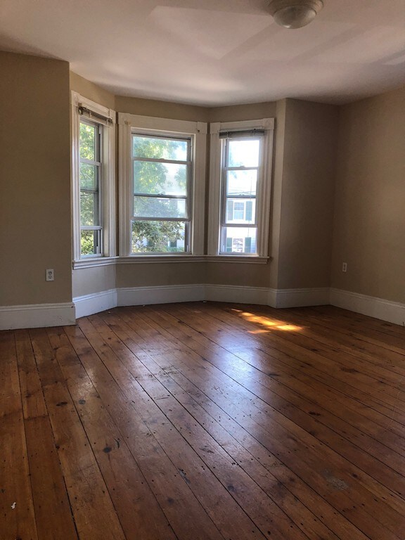 11 West Ave, Salem, MA 01970 - photo 4