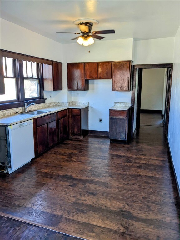 906 Indiana Ave, Glassport, PA 15045 - photo 2