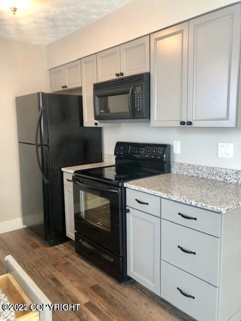 11427 Targhee Loop, Eagle River, AK 99577 - photo 6