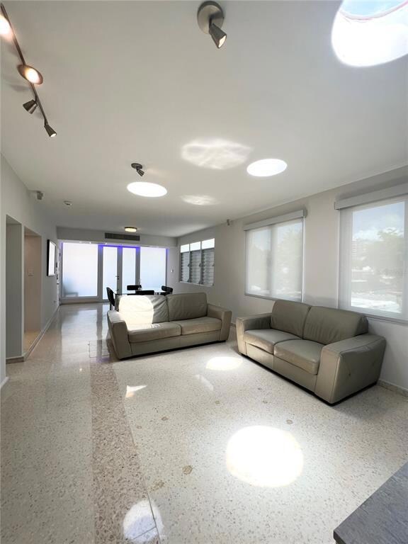 703 Calle Concordia, Miramar, PR 00907 - photo 4