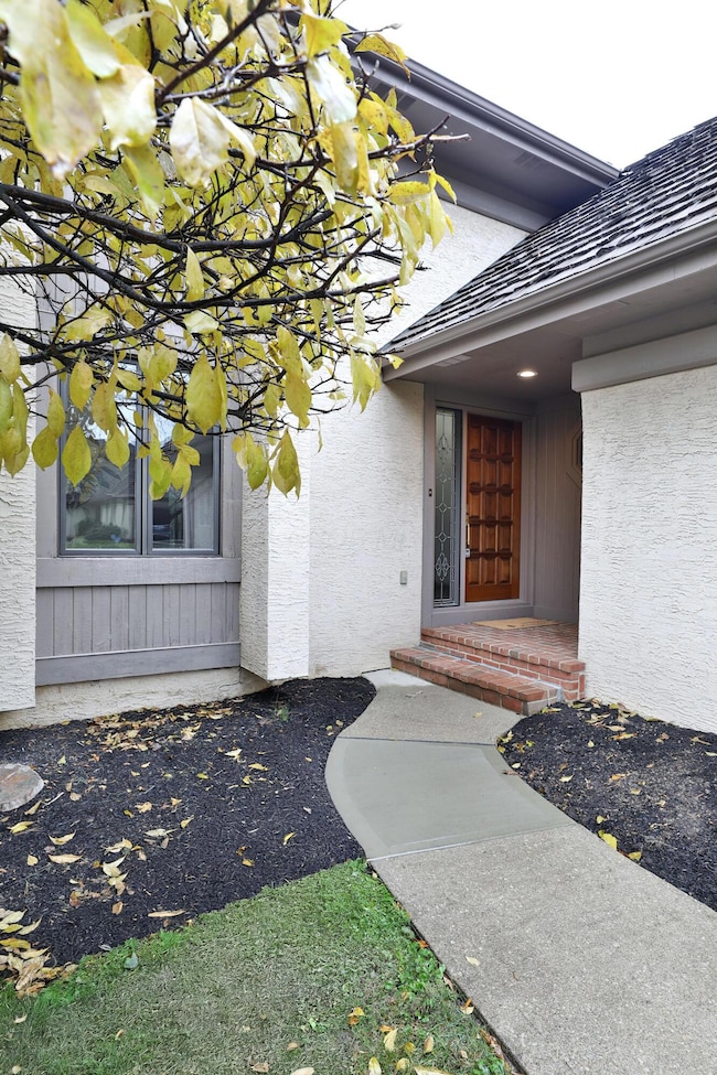 128 Green Springs Dr, Columbus, OH 43235 - photo 6