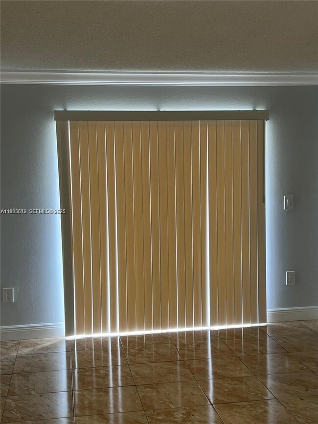 1075 W 68th St unit 218, Hialeah, FL 33014 - photo 4