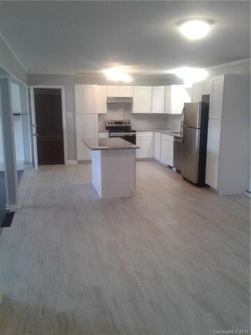 205 N Greenbriar Rd unit o, Statesville, NC 28625 - photo 2