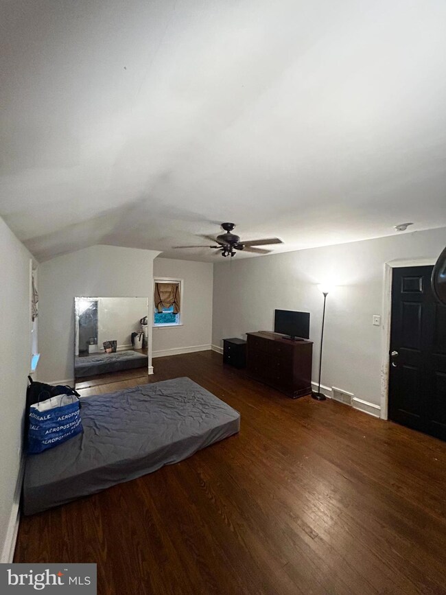 561 High St, Woodbury, NJ 08096 - photo 4