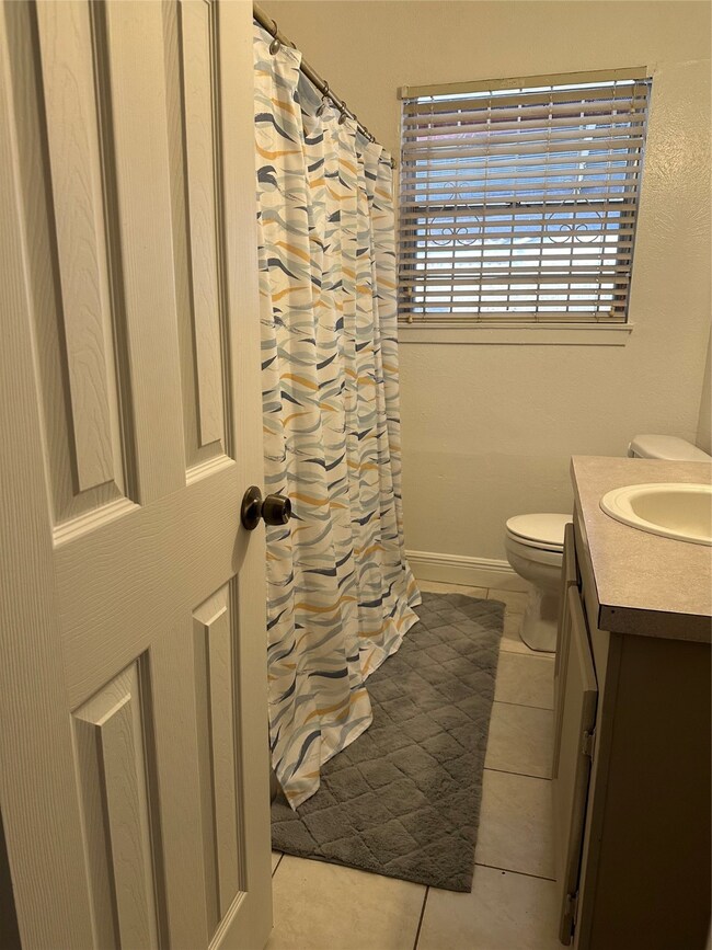 6106 Antha St, Houston, TX 77016 - photo 4