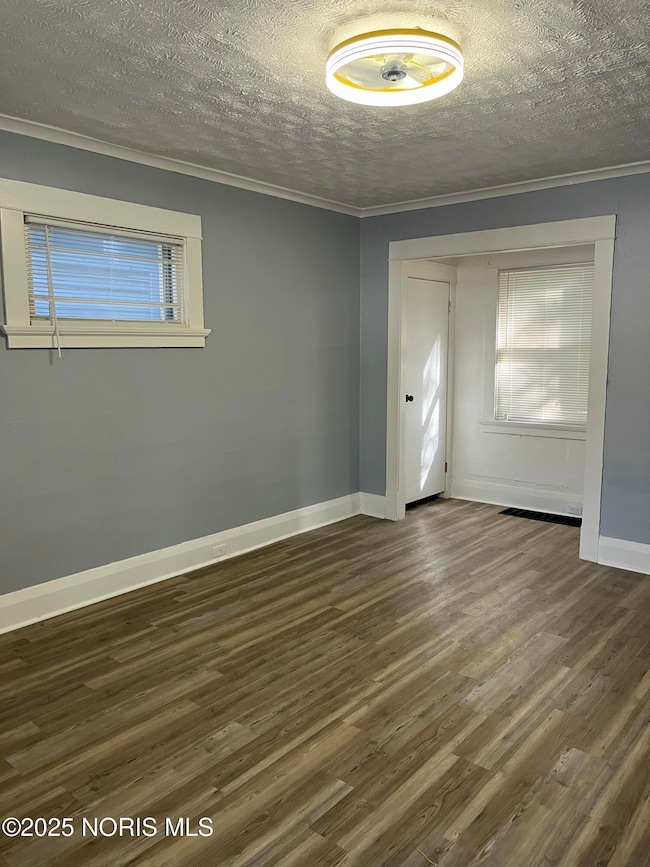 2324 Upton Ave, Toledo, OH 43606 - photo 3