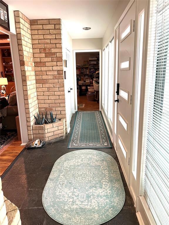 705 W Pleasantview Dr, Hurst, TX 76054 - photo 5