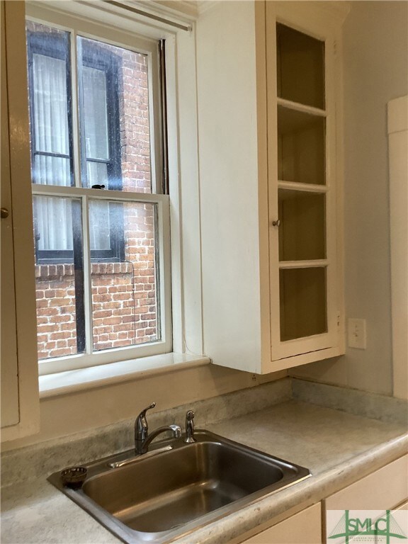 237 E Gordon St unit 2, Savannah, GA 31401 - photo 4