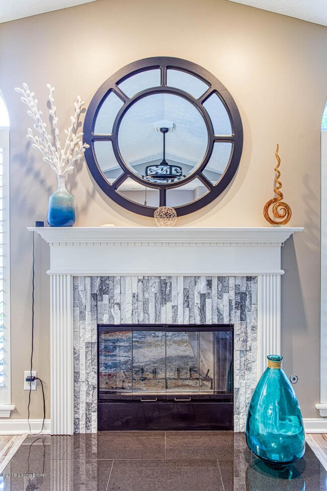 10901 Oxford Commons Ct-6