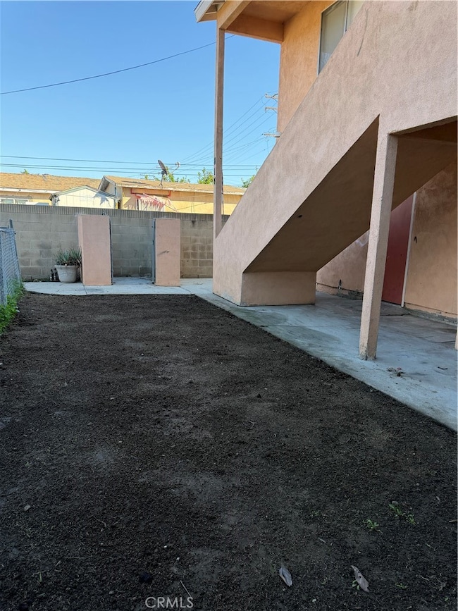 814 E Erna Ave unit B, La Habra, CA 90631 - photo 2