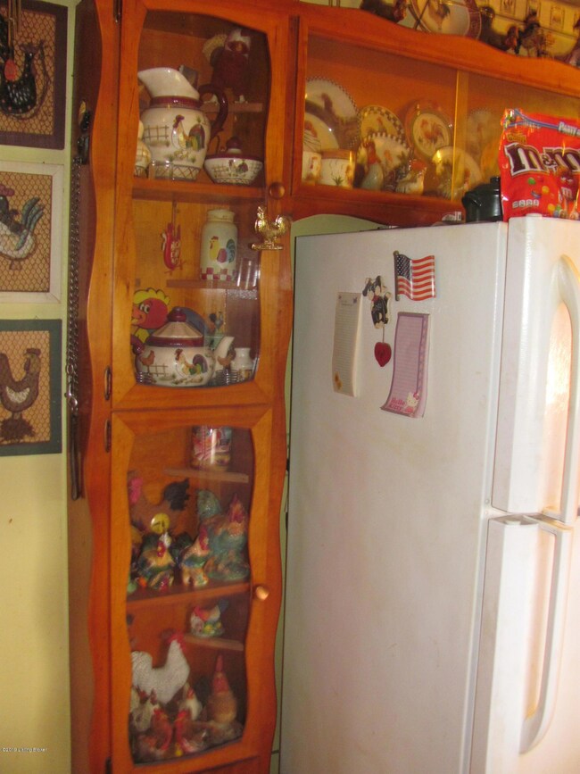 7711 Outer Loop, Louisville, KY 40228 - photo 5