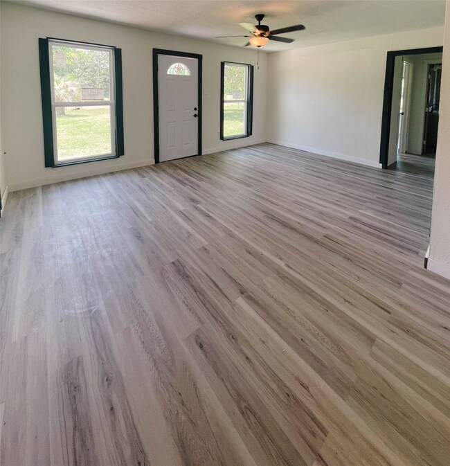 17263 County Road 945b, Brazoria, TX 77422 - photo 6