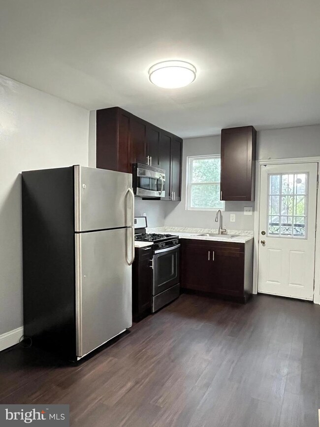 3713 Boarman Ave, Baltimore, MD 21215 - photo 7