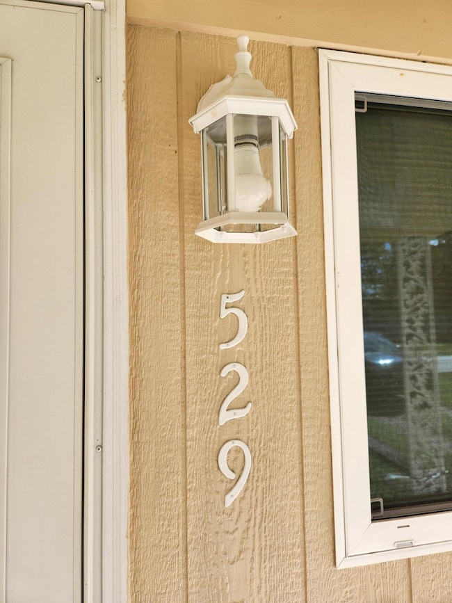 529 E Mcvay St, Marshfield, MO 65706 - photo 3