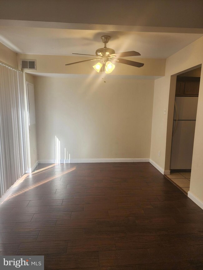 3883 Havenwood Place unit D, Alexandria, VA 22309 - photo 3