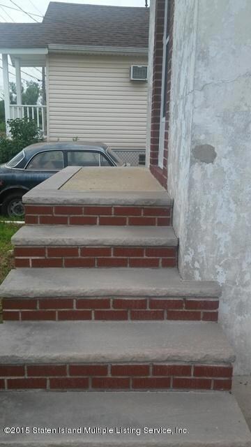 Freeborn stairs