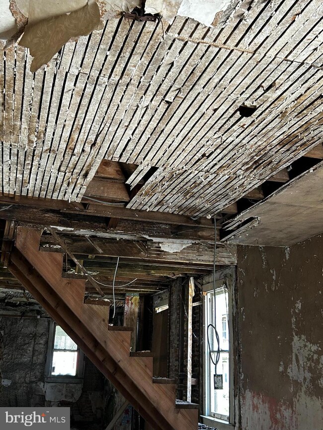 1020 Mckean Ave, Baltimore, MD 21217 - photo 5