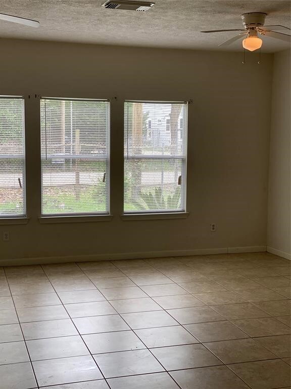 6808 Utah St unit B, Houston, TX 77091 - photo 4