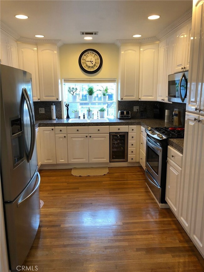 4557 Pepperwood Ave, Long Beach, CA 90808 - photo 3