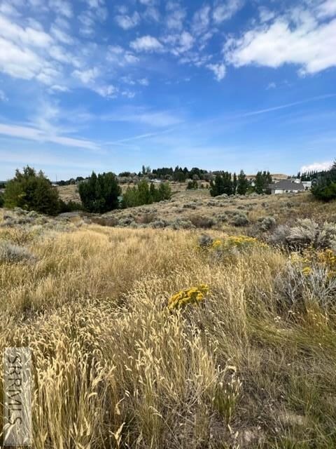 Right side looking towards the middle