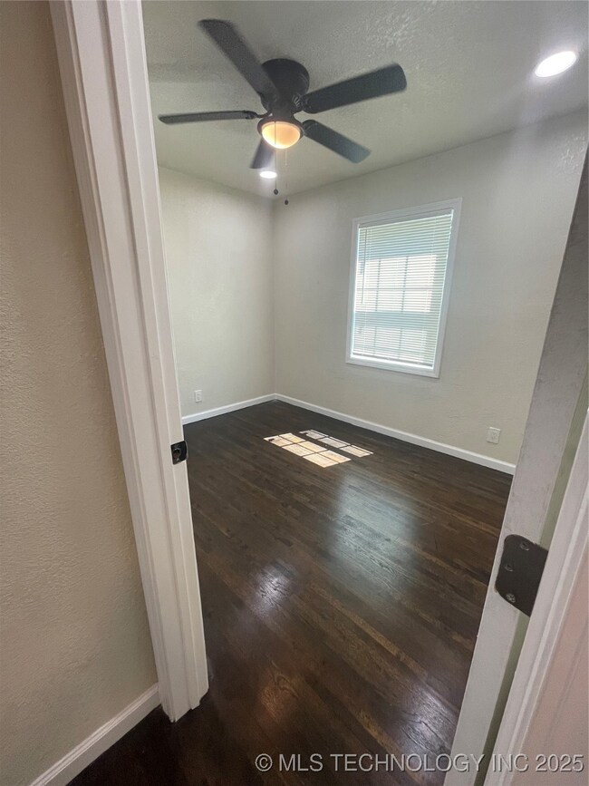 26 E 45th St N, Tulsa, OK 74106 - photo 6