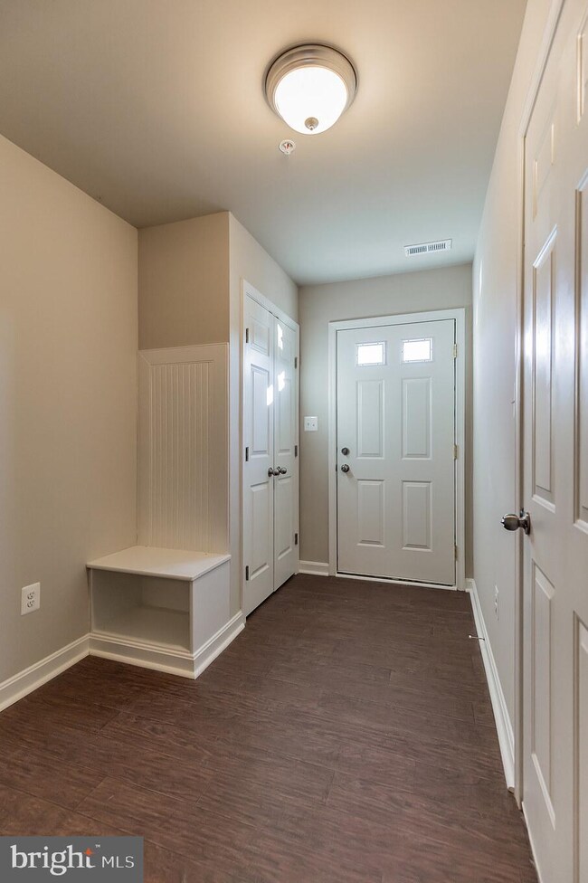 22502 E Maxine Way, Great Mills, MD 20634 - photo 3