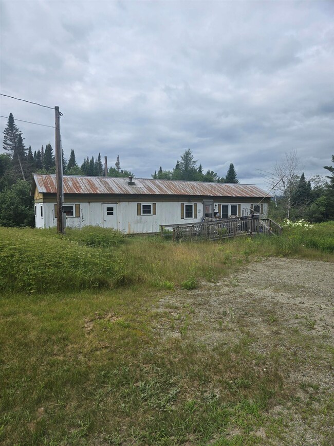 240 Hazen Rd, Whitefield, NH 03598 - photo 4