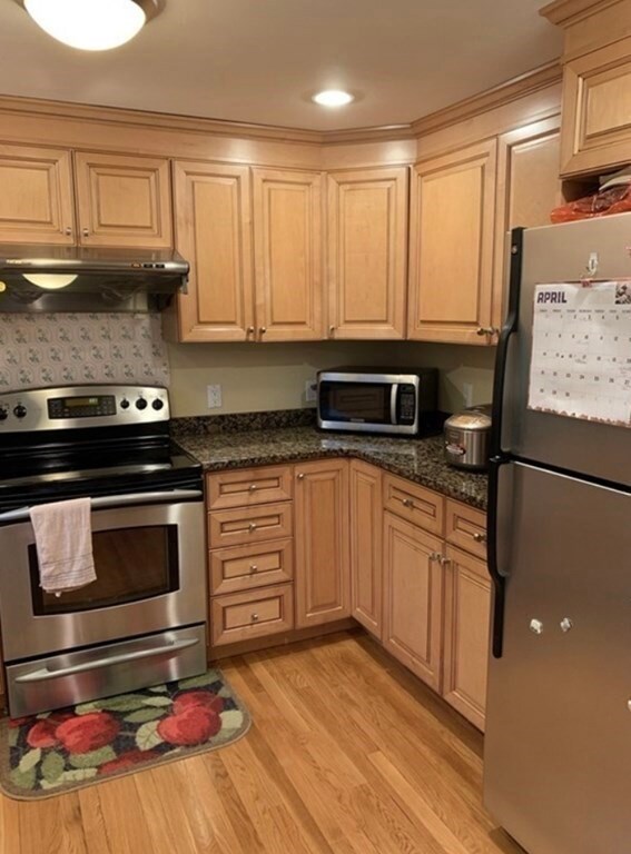 95 Jericho Rd unit 95, Weston, MA 02493 - photo 3