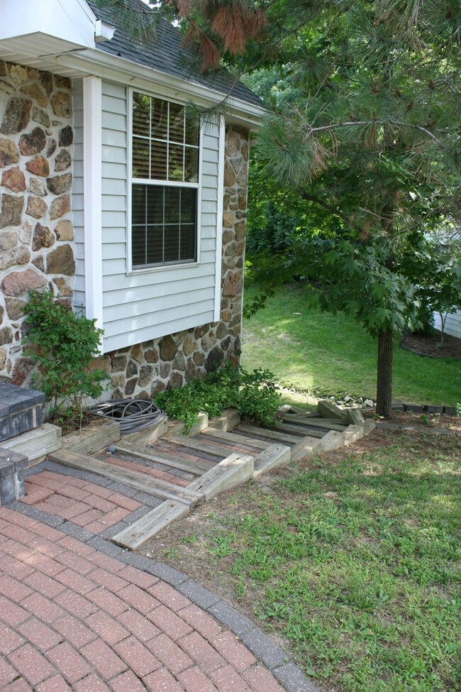 walkway around back