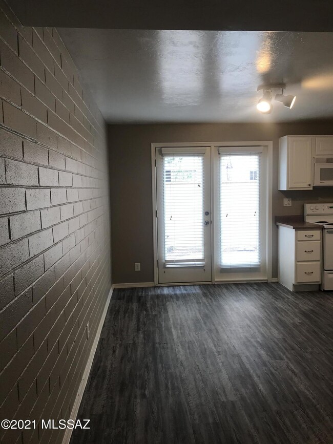 walkway to kitchen