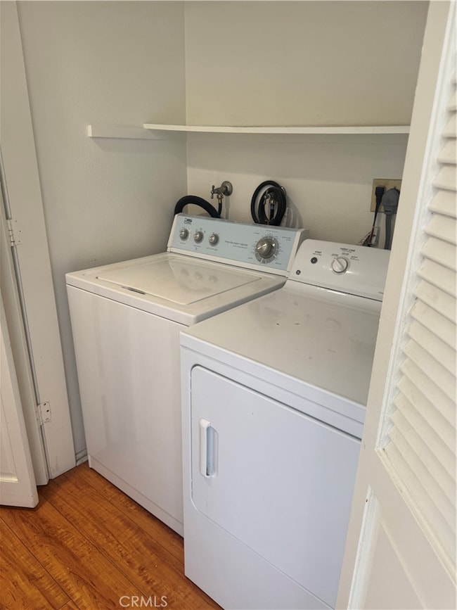 Full Size washer/dryer in closet