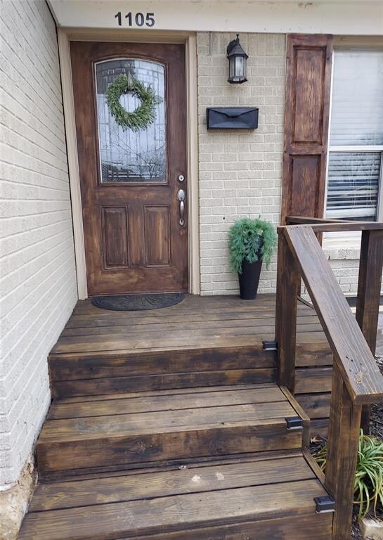 1105 Belmont St, Gainesville, TX 76240 - photo 2