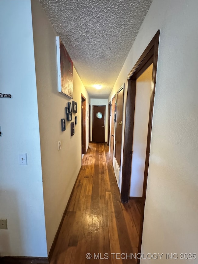 4517 S Gum Ave, Broken Arrow, OK 74011 - photo 3