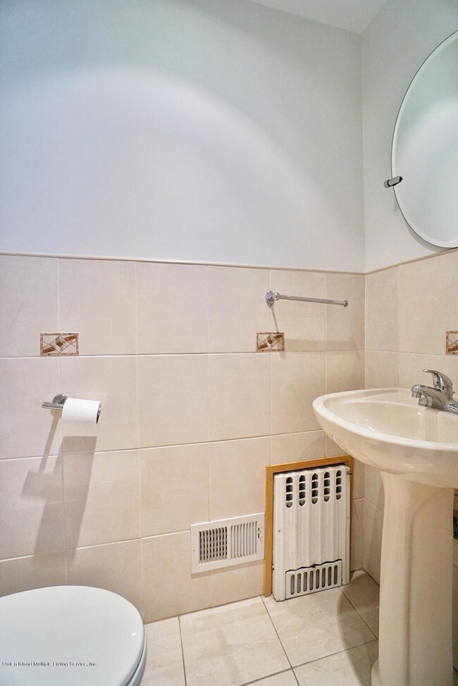 311 Norway Ave, Staten Island, NY 10305 - photo 6