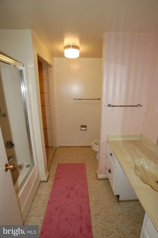 3201 S Leisure World Blvd, Silver Spring, MD 20906 - photo 2