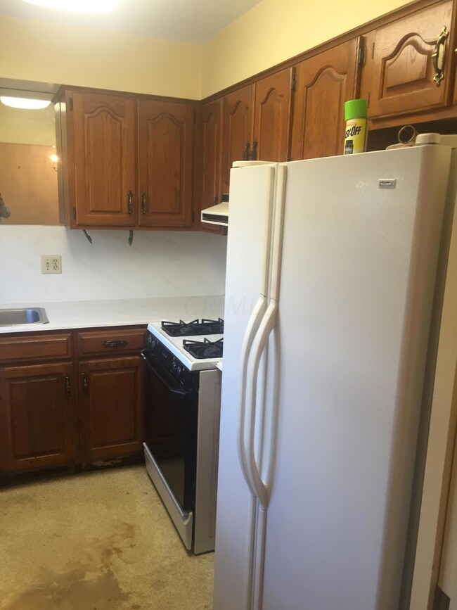 Kitchen (2)