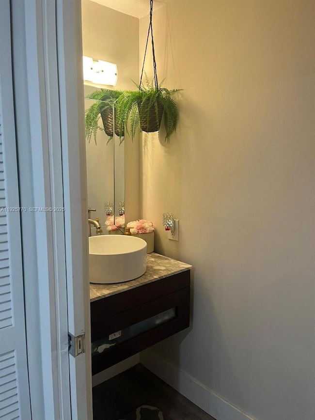 10866 NW 51st Ln, Doral, FL 33178 - photo 6