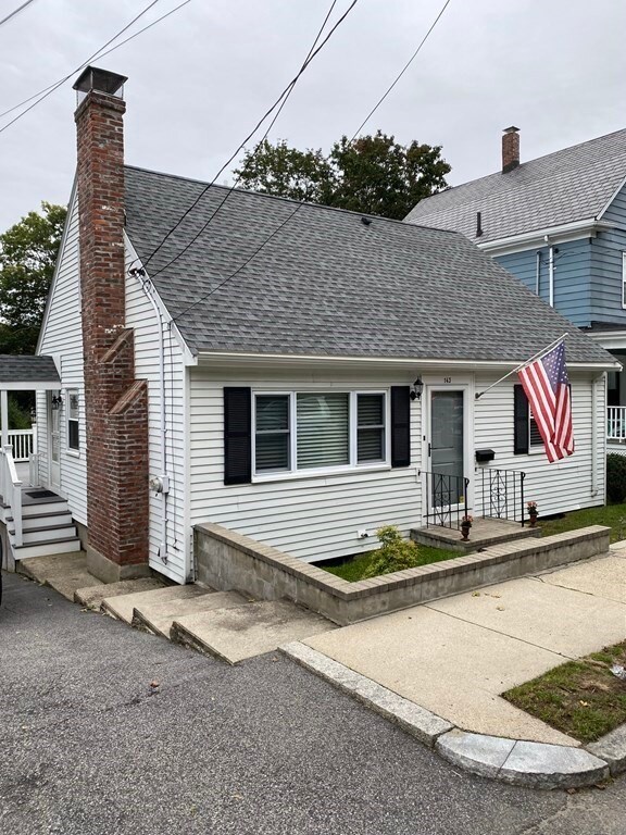 143 Perham St, West Roxbury, MA 02132 - photo 2