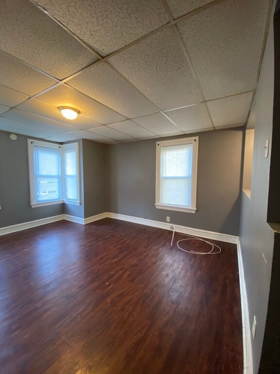 496 4th St unit 1W, Fall River, MA 02721 - photo 2