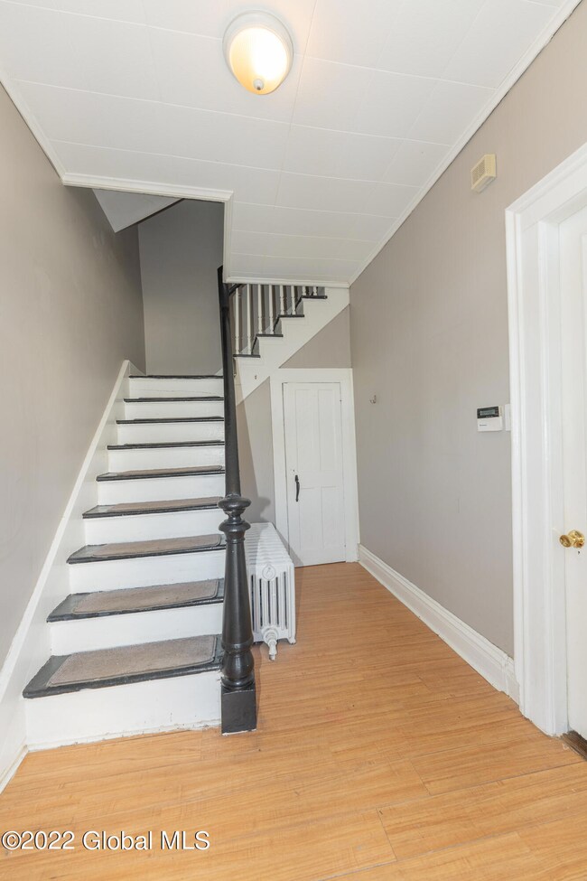 657 6th Ave, Troy, NY 12182 - photo 4