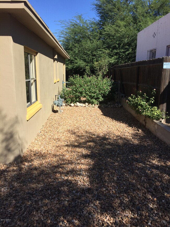 1915 E 8th St, Tucson, AZ 85719 - photo 3