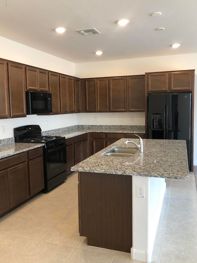 9907 E Thornbush Ave, Mesa, AZ 85212 - photo 4