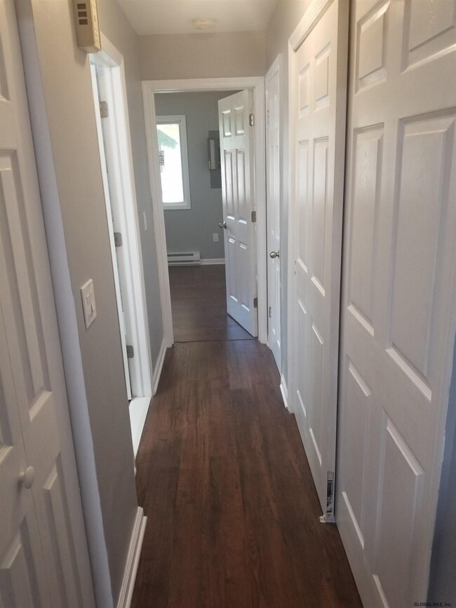 202 Jefferson St unit 2, Albany, NY 12210 - photo 4