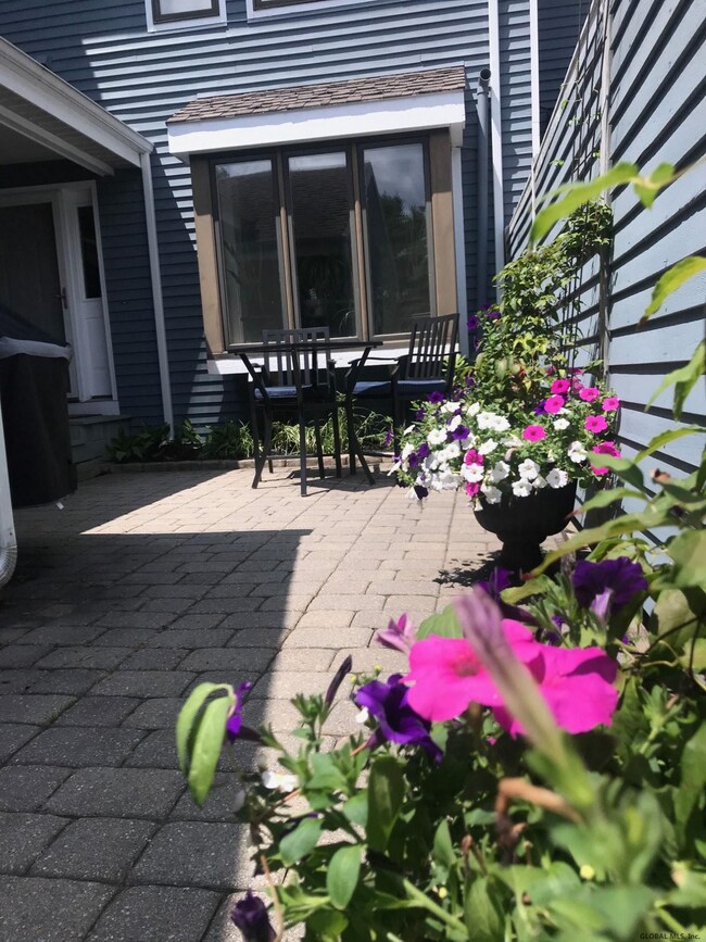 27 Collins Terrace, Saratoga Springs, NY 12866 - photo 2